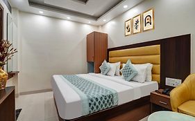 Hotel Royal Rosette- Walking Distance From New Delhi Railway Station & Connaught Place